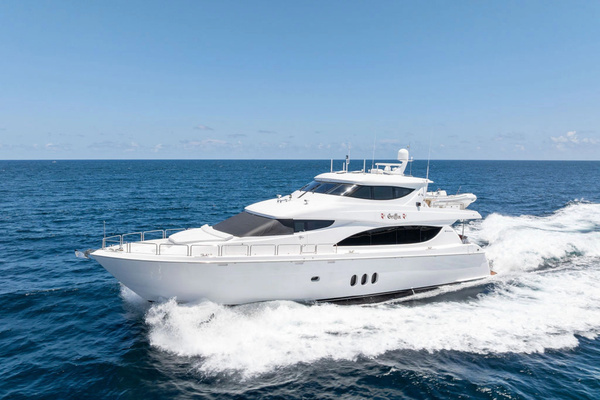 2013 Hatteras 80