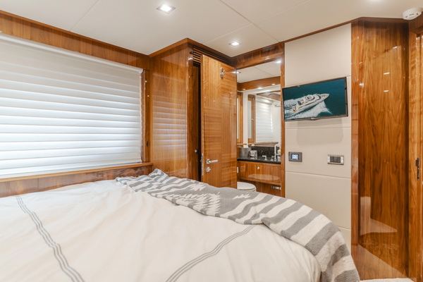 2011 Sunseeker 88