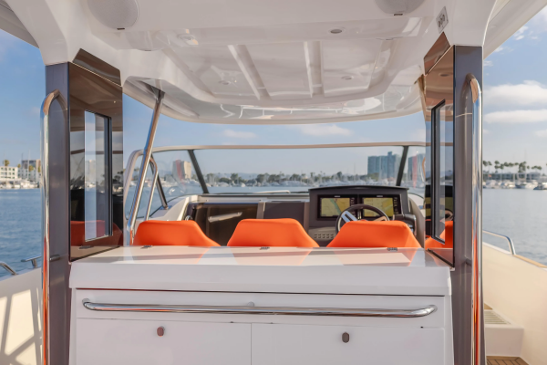 Intrepid 40ft Nimbus Yacht For Sale
