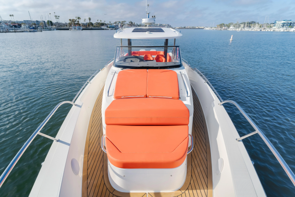 Intrepid 40ft Nimbus Yacht For Sale