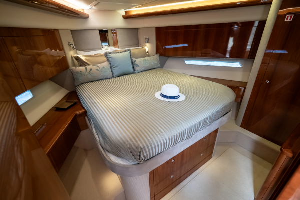 Island Moon 53ft Riviera Yacht For Sale