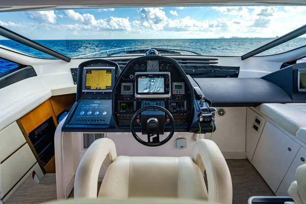 Pershing 62 Yacht For Sale