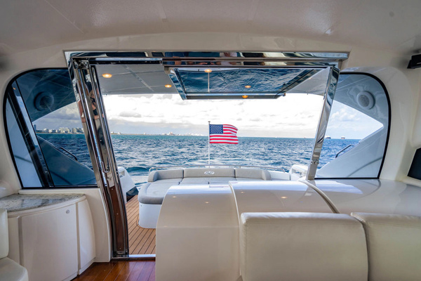 IT S ALL GOOD 2 62ft Pershing Yacht For Sale