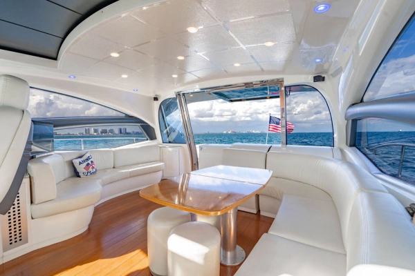 2006 Pershing 62