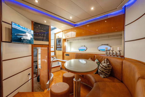 IT S ALL GOOD 2 62ft Pershing Yacht For Sale