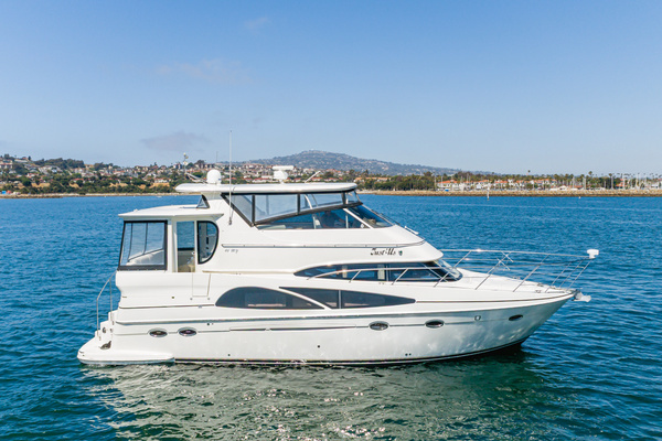 2006 Carver 46