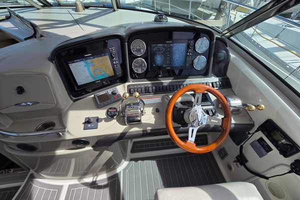La Jefa 40ft Sea Ray Yacht For Sale