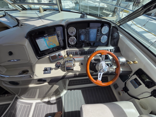 La Jefa 40ft Sea Ray Yacht For Sale