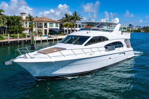 2006 Hatteras 64