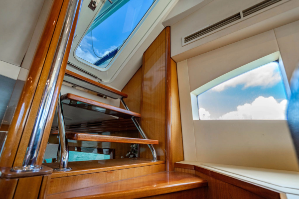 LADY BELLA 64ft Hatteras Yacht For Sale