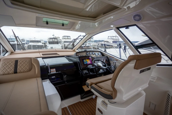 2018 Sea Ray 35