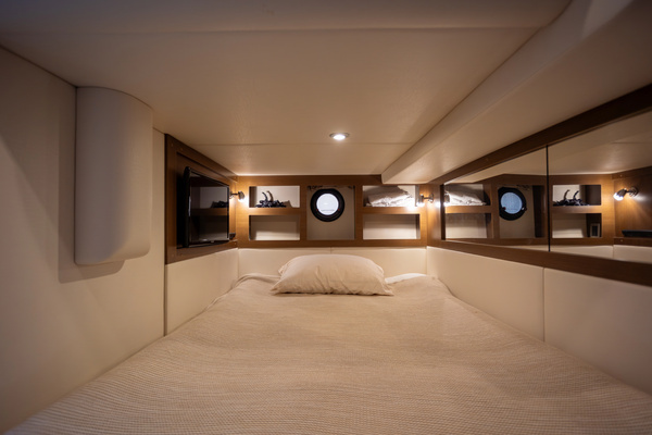 2018 Sea Ray 35