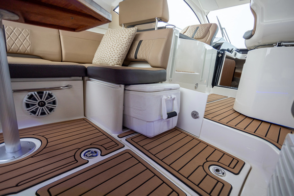 2018 Sea Ray 35