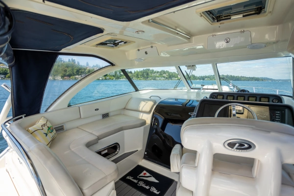 2009 Pursuit 37