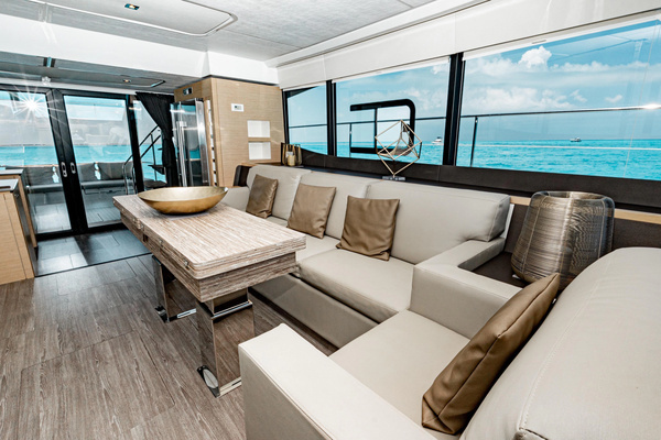 Fountaine Pajot MY6 Yacht For Sale