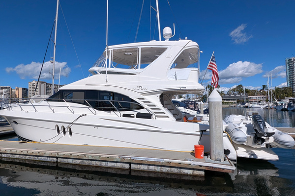 2010 Ovation 52