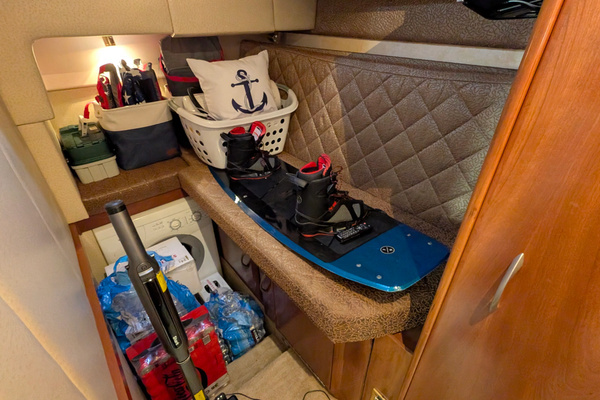 2010 Ovation 52