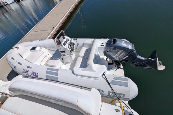 2010 Ovation 52
