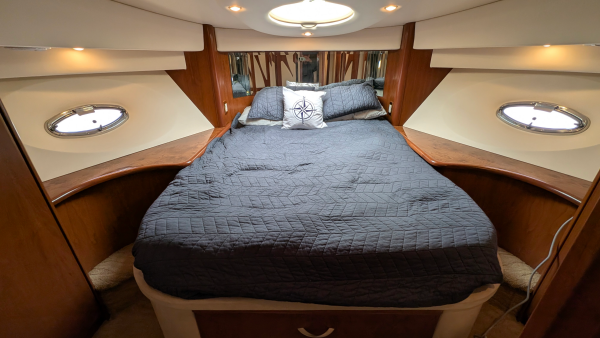 Lone Star 52ft Ovation Yacht For Sale