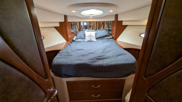 Lone Star 52ft Ovation Yacht For Sale
