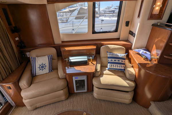 2010 Ovation 52