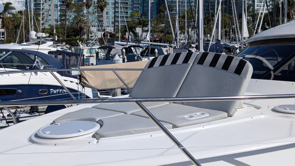 Lone Star 52ft Ovation Yacht For Sale