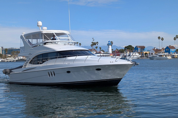 2010 Ovation 52