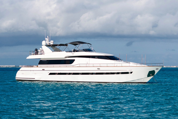 2005 Sanlorenzo 82