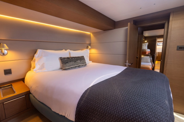 Marooned 67ft Lagoon Yacht For Sale