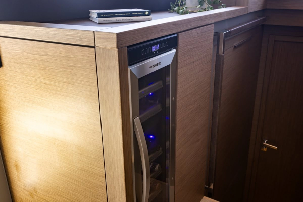 Marooned 67ft Lagoon Yacht For Sale