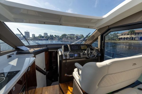 MR  G 41ft Galeon Yacht For Sale