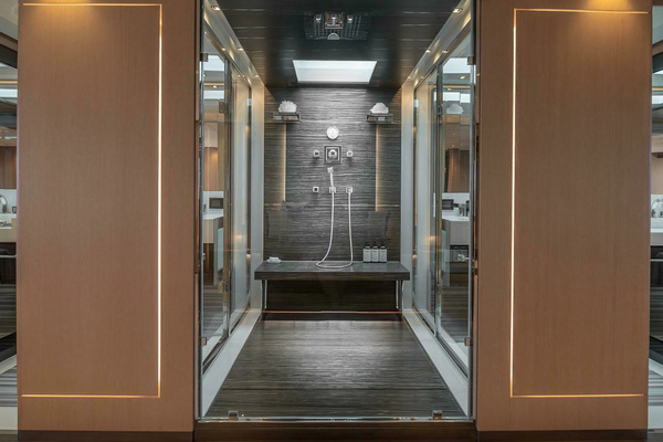 2017 Mangusta 138