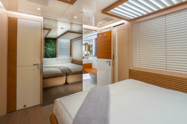 2017 Mangusta 138