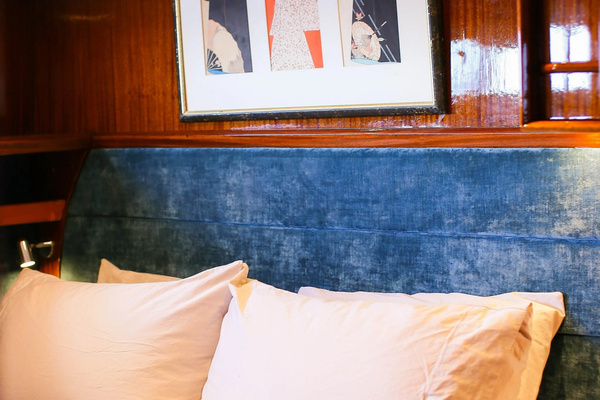Chris-Craft 57 Constellation Yacht For Sale