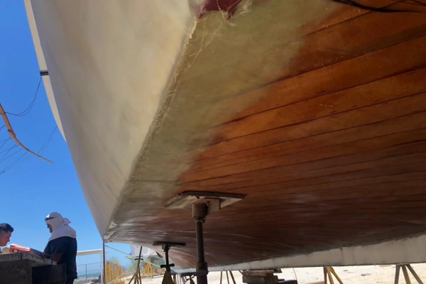 Chris-Craft 57 Constellation Yacht For Sale
