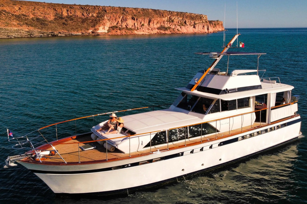 Photo of the 1966 Chris-Craft 57 Constellation "New School"