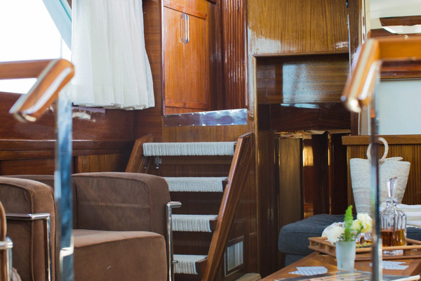 Chris-Craft 57 Constellation Yacht For Sale