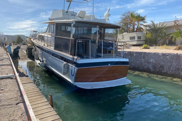 Photo of the 1966 Chris-Craft 57 Constellation "New School"