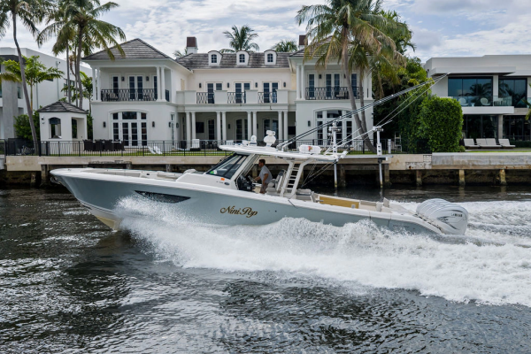 NINIPOP 42ft Pursuit Yacht For Sale