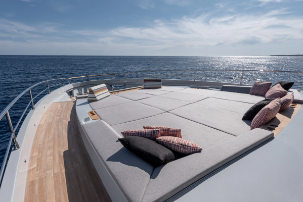 NUMARINE 30XP 101ft Numarine Yacht For Sale