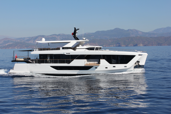 NUMARINE 30XP 101ft Numarine Yacht For Sale