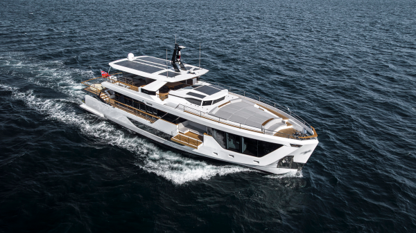 NUMARINE 30XP 101ft Numarine Yacht For Sale