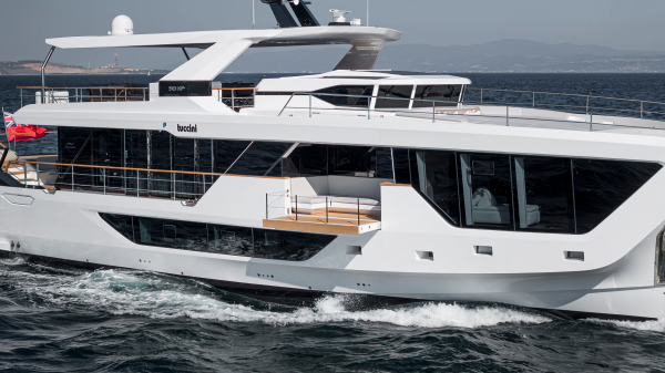 NUMARINE 30XP 101ft Numarine Yacht For Sale