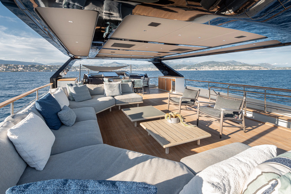 2026Numarine 101 ft 30XP   NUMARINE 30XP