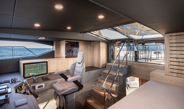 NUMARINE 30XP 101ft Numarine Yacht For Sale