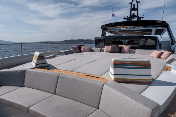 NUMARINE 30XP 101ft Numarine Yacht For Sale