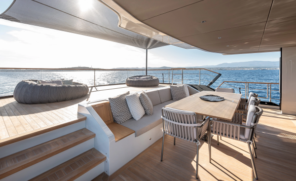 NUMARINE 30XP 101ft Numarine Yacht For Sale
