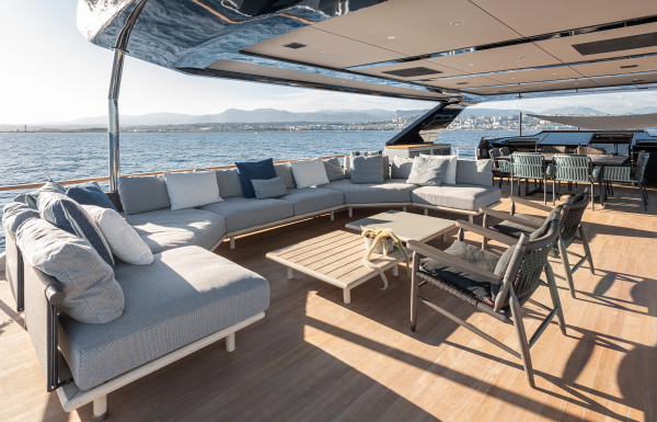 NUMARINE 30XP 101ft Numarine Yacht For Sale