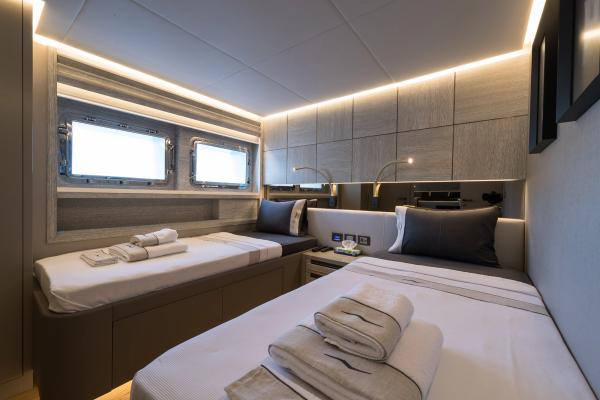 NUMARINE 32XP 105ft Numarine Yacht For Sale