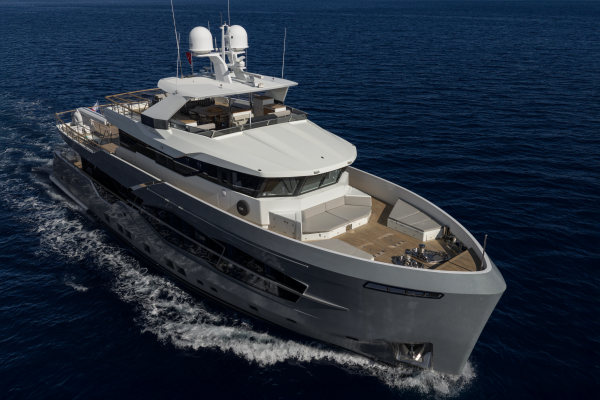 NUMARINE 32XP 105ft Numarine Yacht For Sale